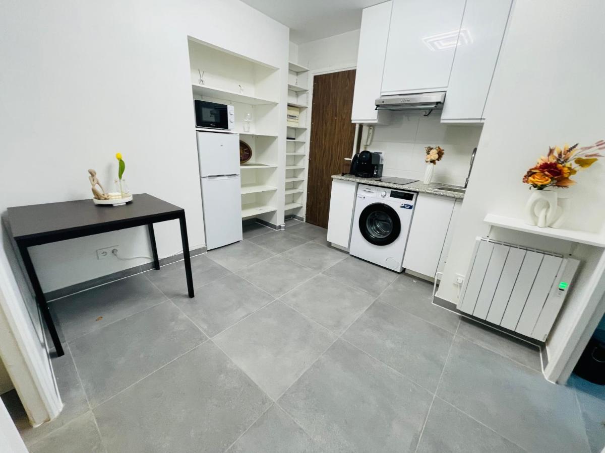 Dream Dwell Paris-Two Bedrooms Apart Near Gare Du Nord Exterior foto